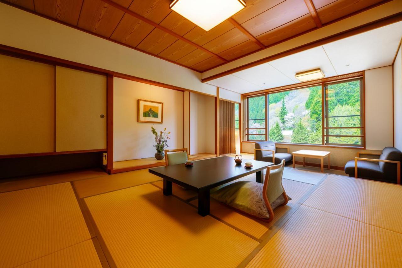 Oushuku Onsen Choeikan Shizukuishi Buitenkant foto